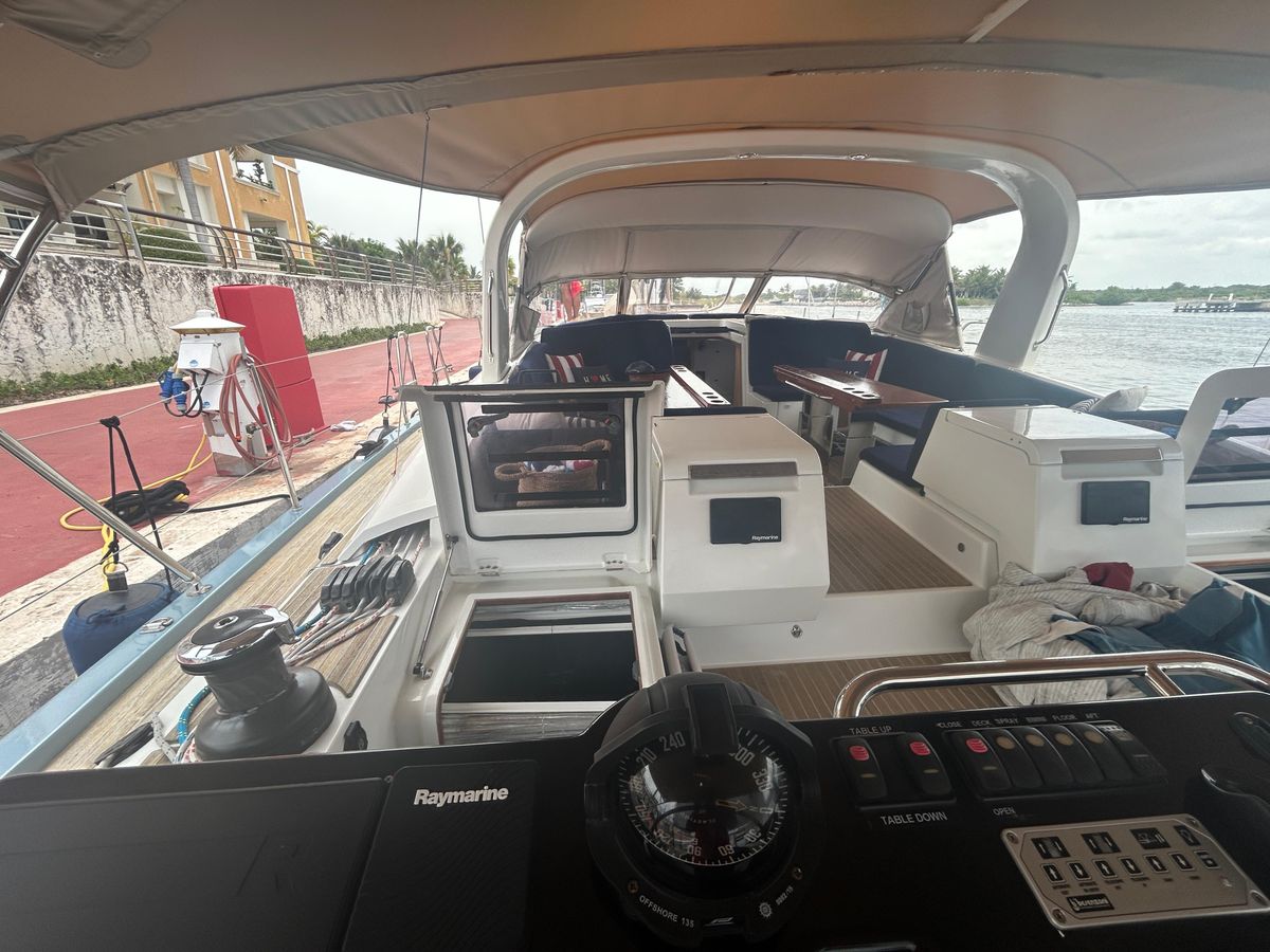 2016 Jeanneau 64 