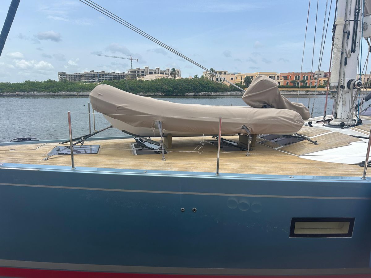 2016 Jeanneau 64 