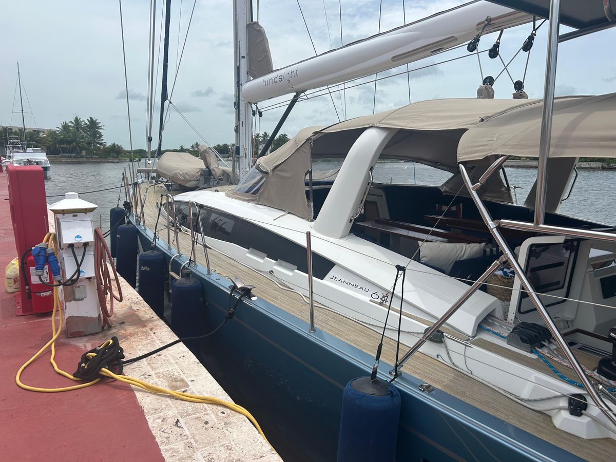 2016 Jeanneau 64 