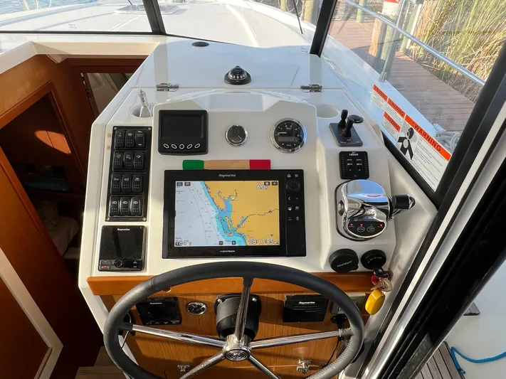 Murfey's Law Yacht Photos Pics 