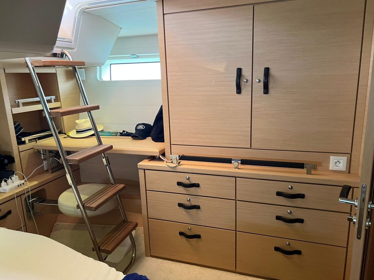 2016 Jeanneau 64 
