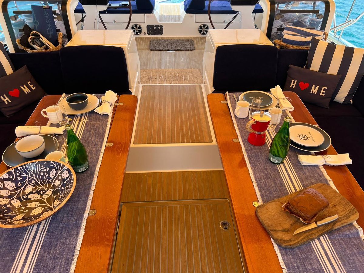 2016 Jeanneau 64 