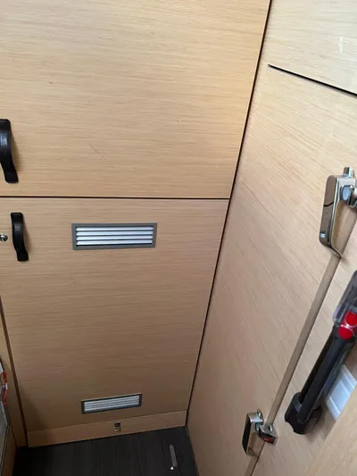 Hindsight Yacht Photos Pics 