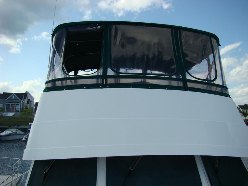 2001 Mainship 430 Trawler