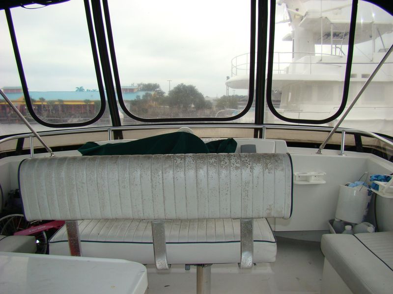 2001 Mainship 430 Trawler