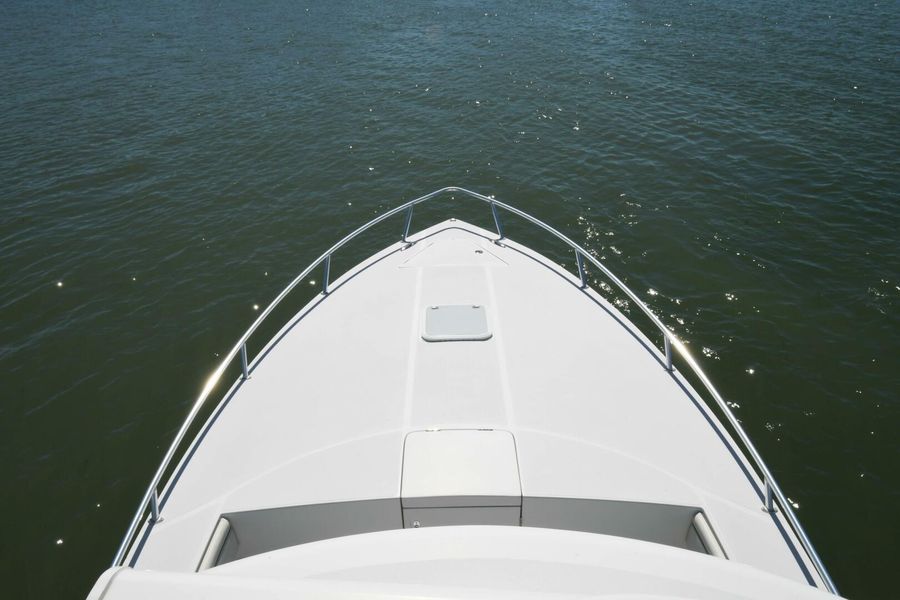 2014 Jupiter 38 Center Console