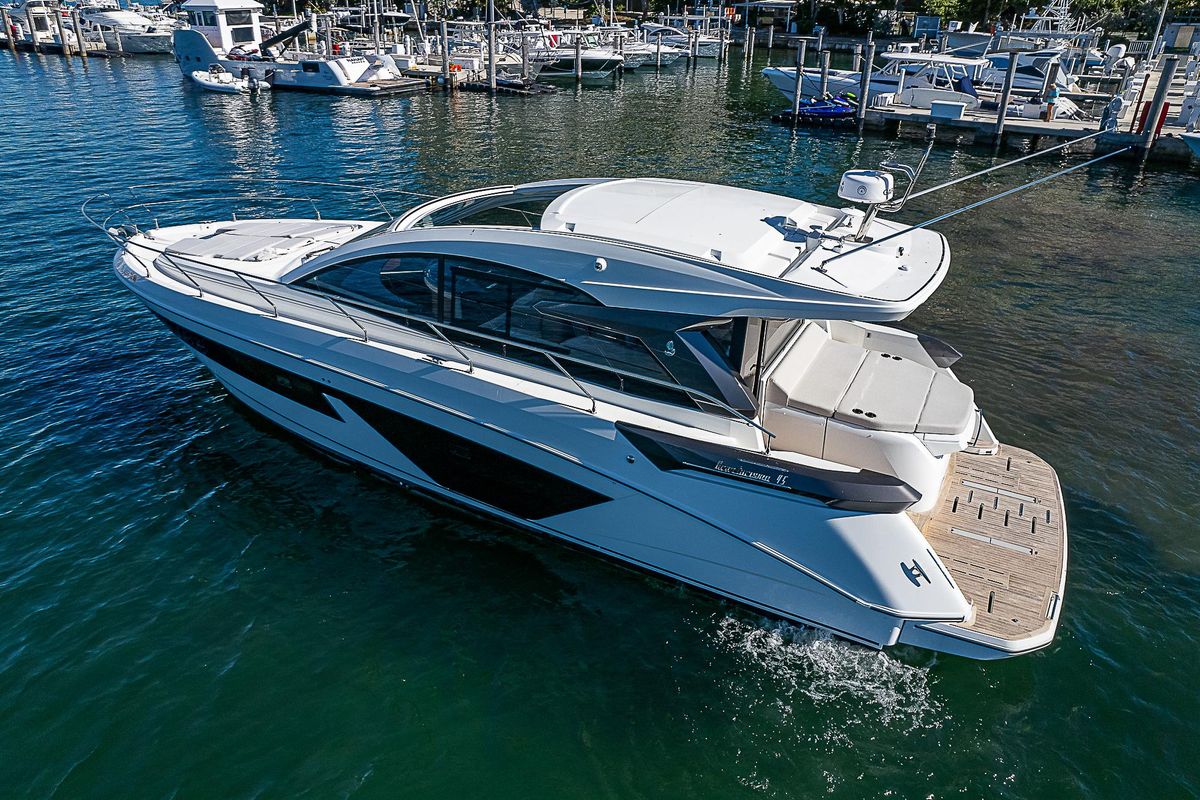 2022 Beneteau 45 