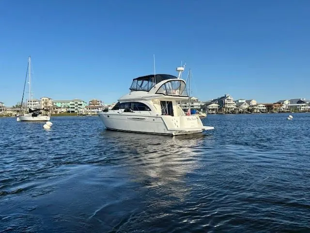 Why Knot Yacht Photos Pics 