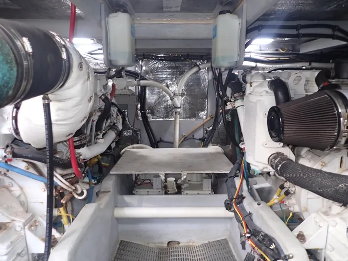 Why Knot Yacht Photos Pics 