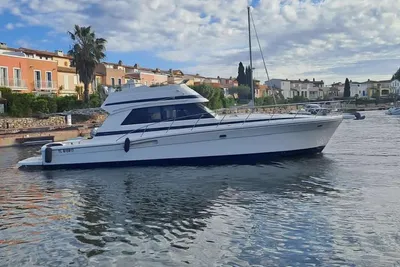 Riviera 48