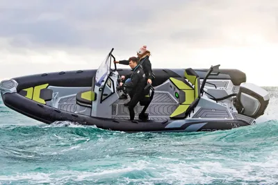 2025 Grand D600 Active