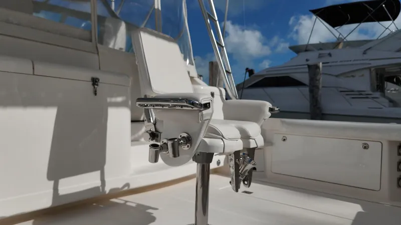 Siboney Yacht Photos Pics Cabo 40 Express 2004 with luxurious outdoor seating.