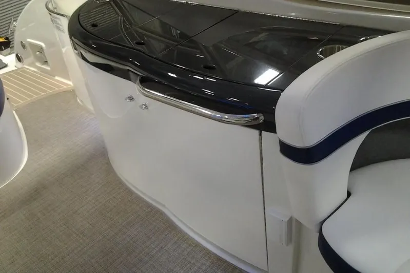 Lucky Yacht Photos Pics 