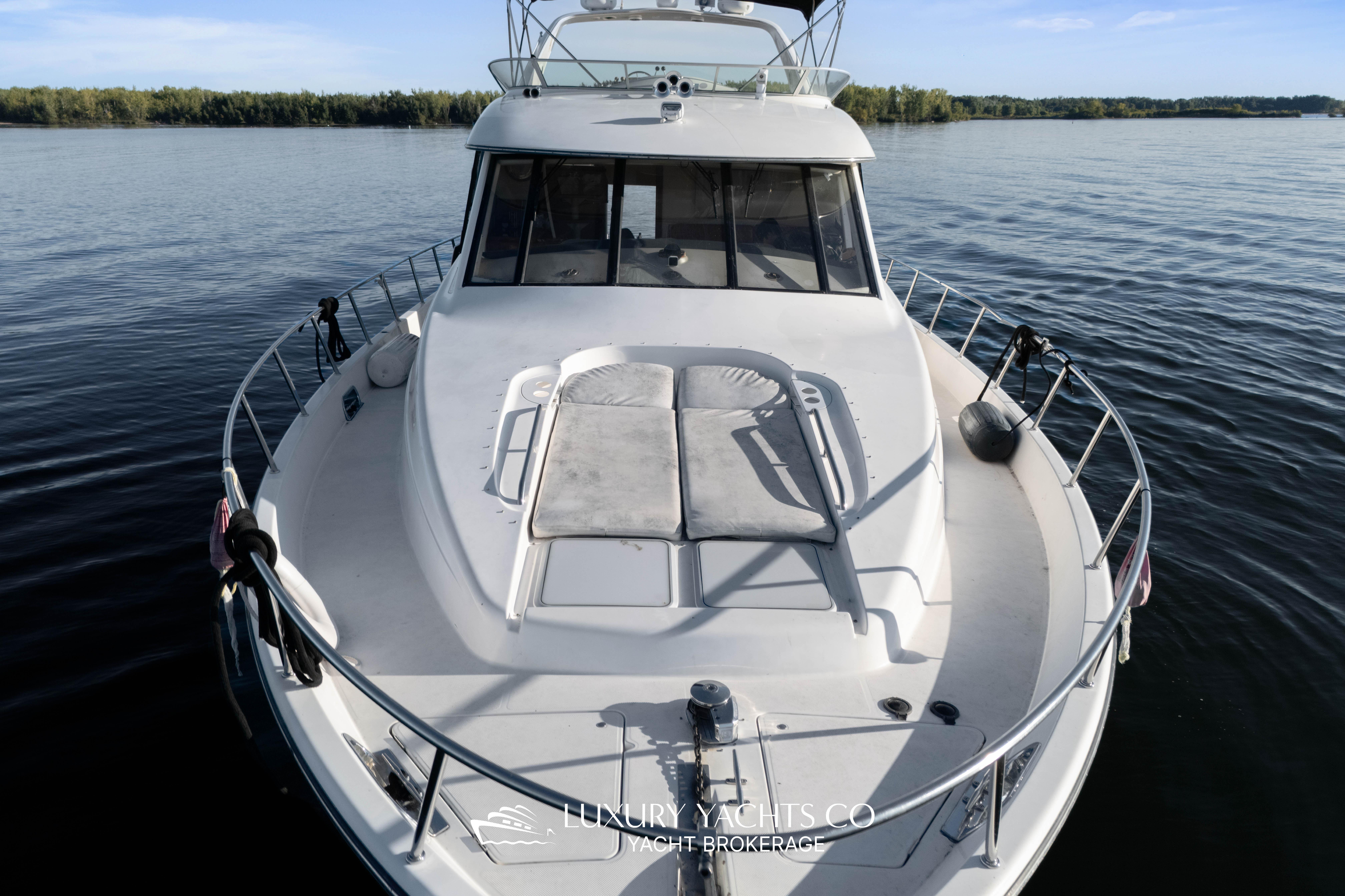1998 Bayliner 5788 Pilot House Motoryacht Motor Yachts for sale