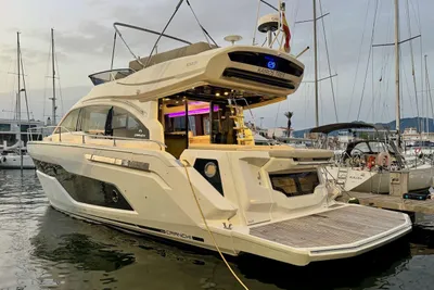2017 Cranchi E 52 F