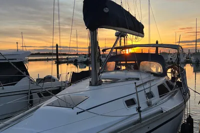 1992 Hunter 28