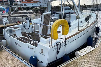 2020 Beneteau Oceanis 38.1