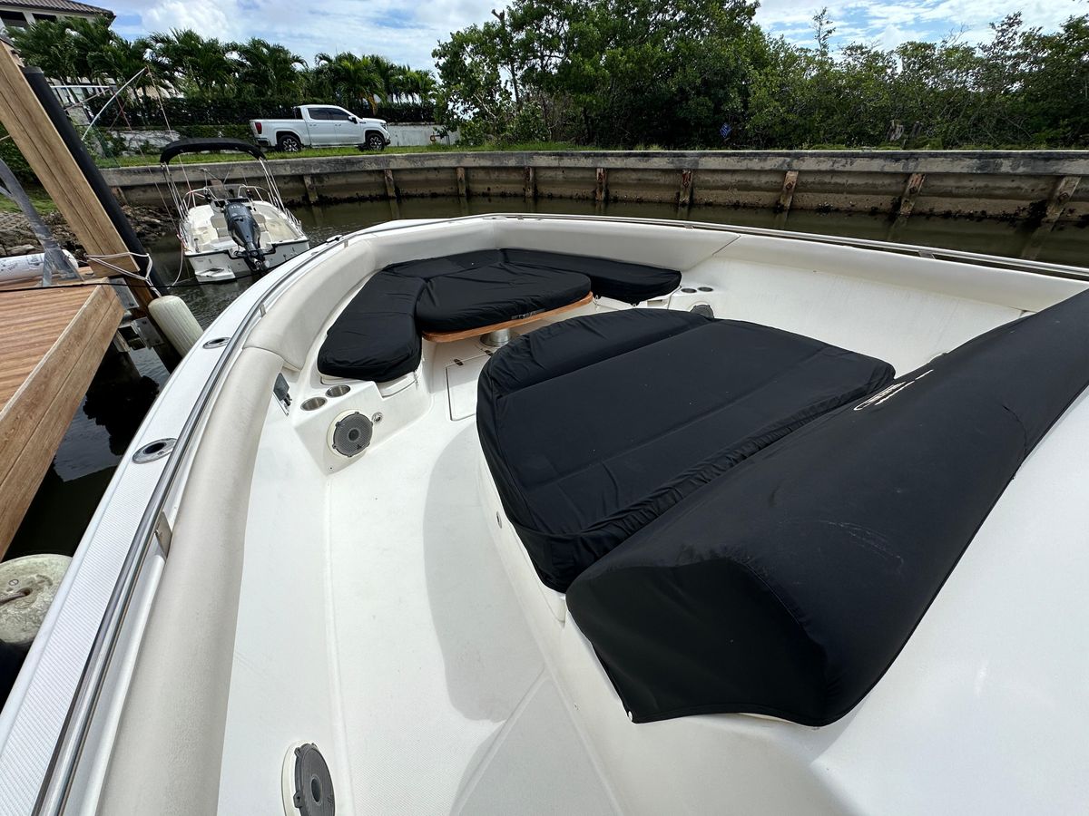 2020 Boston Whaler 42 