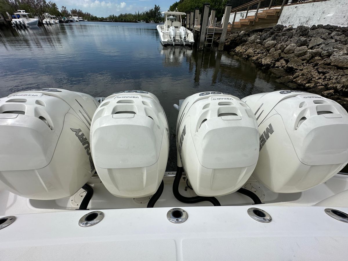 2020 Boston Whaler 42 