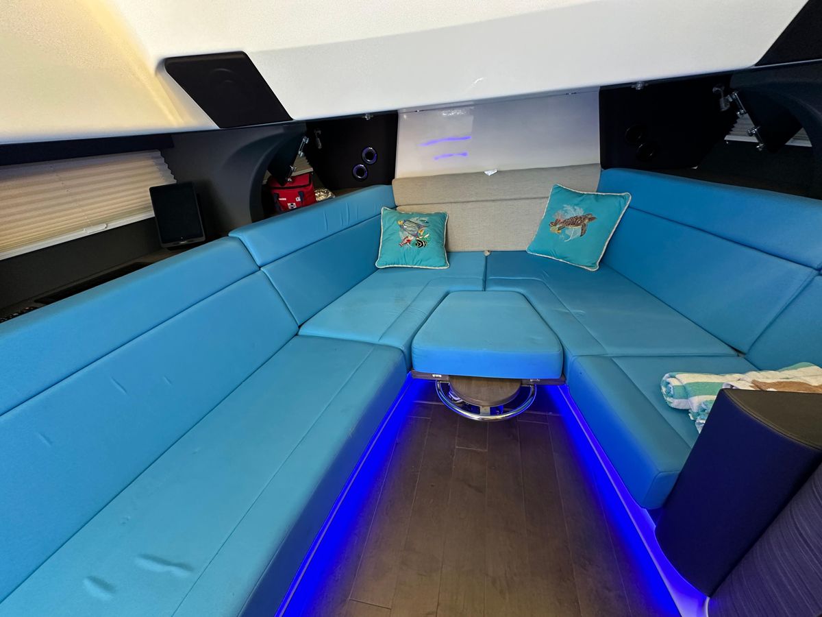 2020 Boston Whaler 42 
