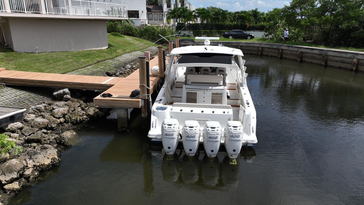 2020 Boston Whaler 42 