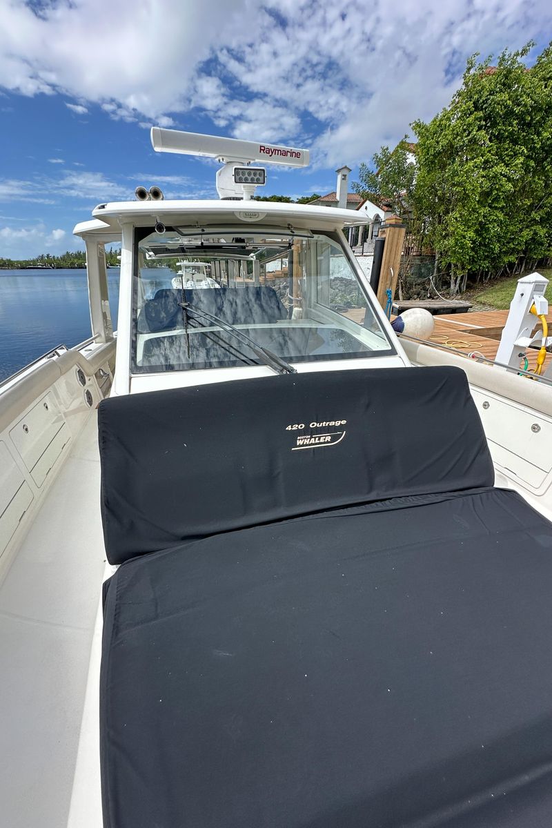 2020 Boston Whaler 42 