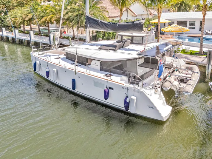 Kiri Maia Yacht Photos Pics 