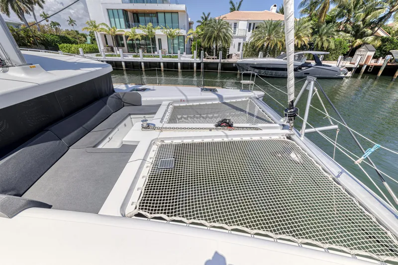 Kiri Maia Yacht Photos Pics 