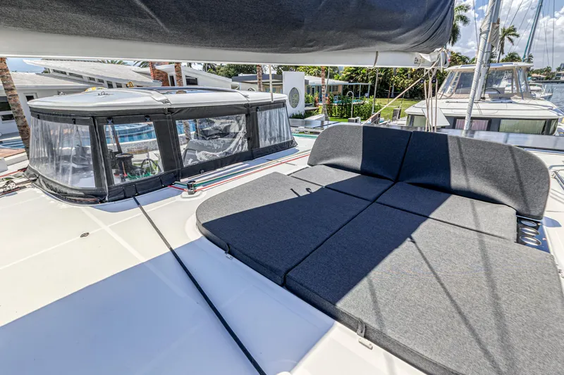 Kiri Maia Yacht Photos Pics 