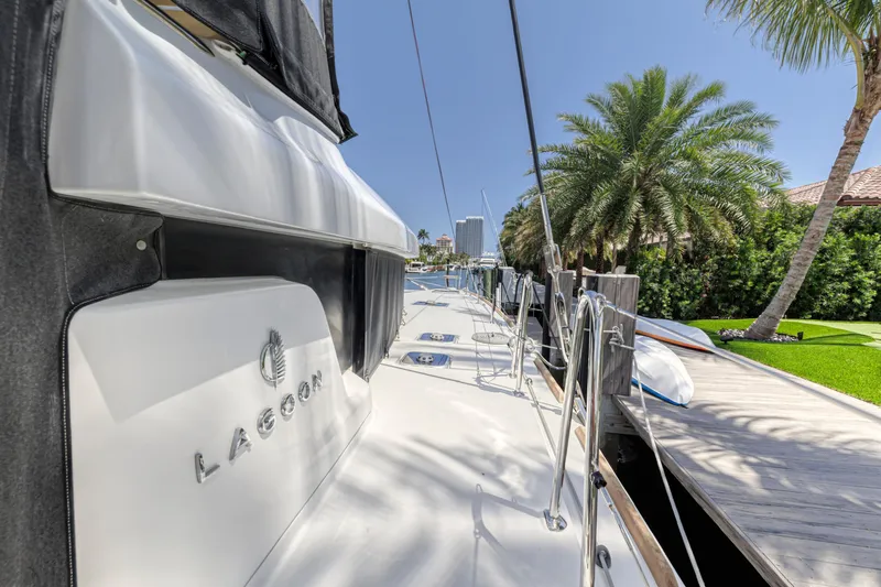 Kiri Maia Yacht Photos Pics 