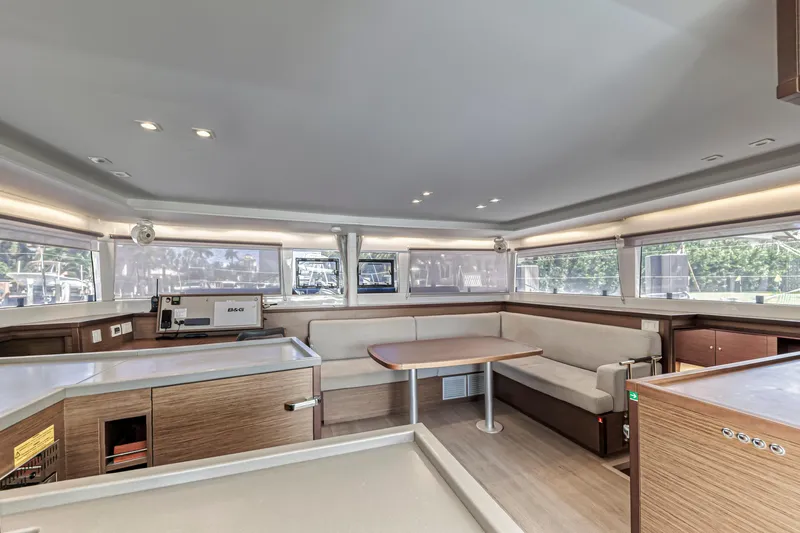 Kiri Maia Yacht Photos Pics 