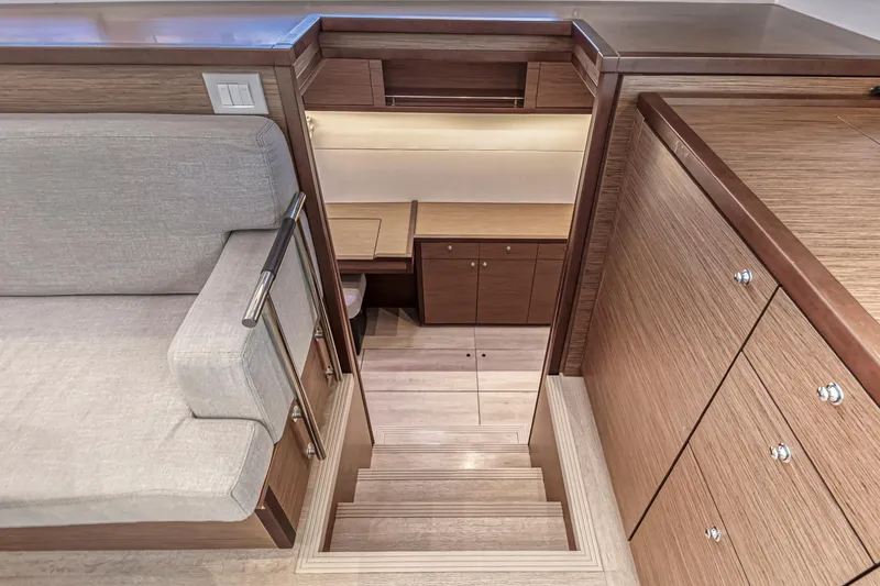 Kiri Maia Yacht Photos Pics 