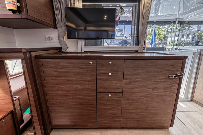 Kiri Maia Yacht Photos Pics 