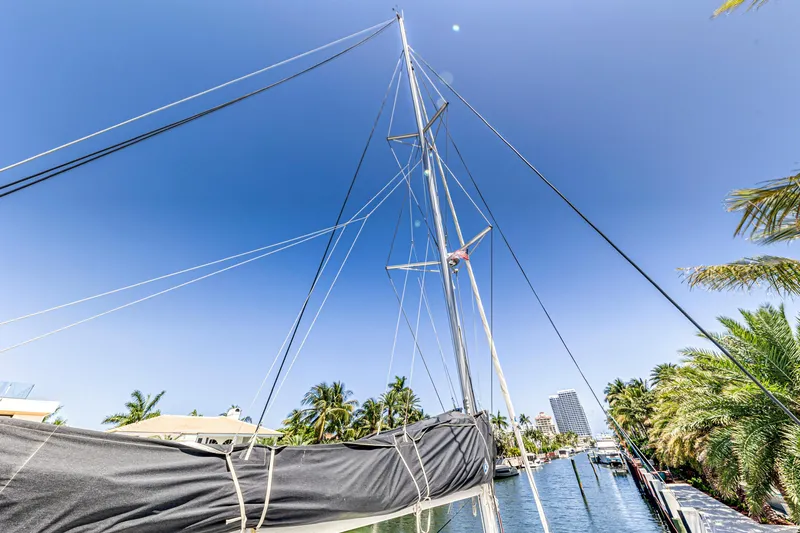 Kiri Maia Yacht Photos Pics 