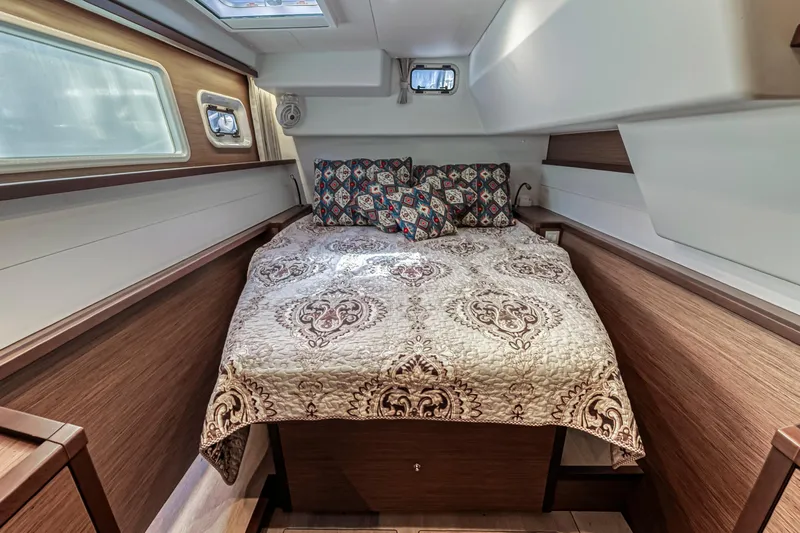 Kiri Maia Yacht Photos Pics 