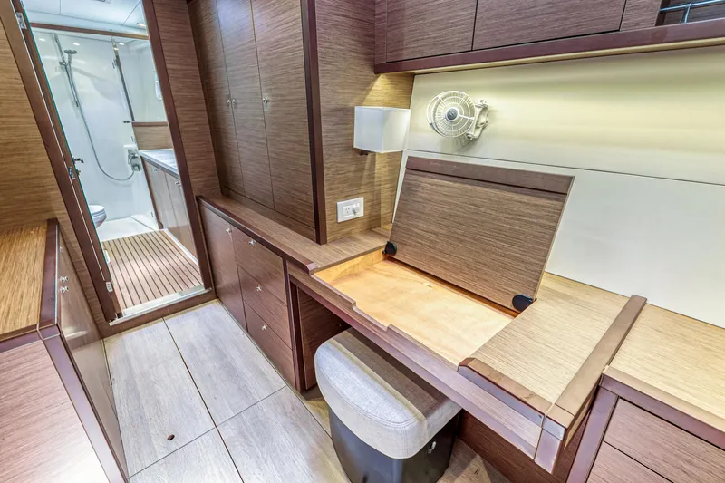 Kiri Maia Yacht Photos Pics 