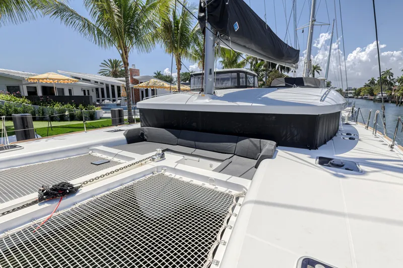 Kiri Maia Yacht Photos Pics 