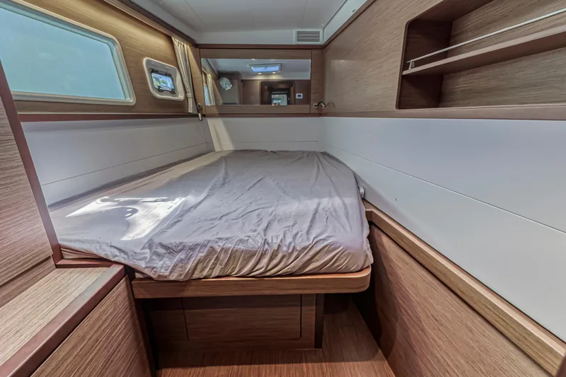 Kiri Maia Yacht Photos Pics 