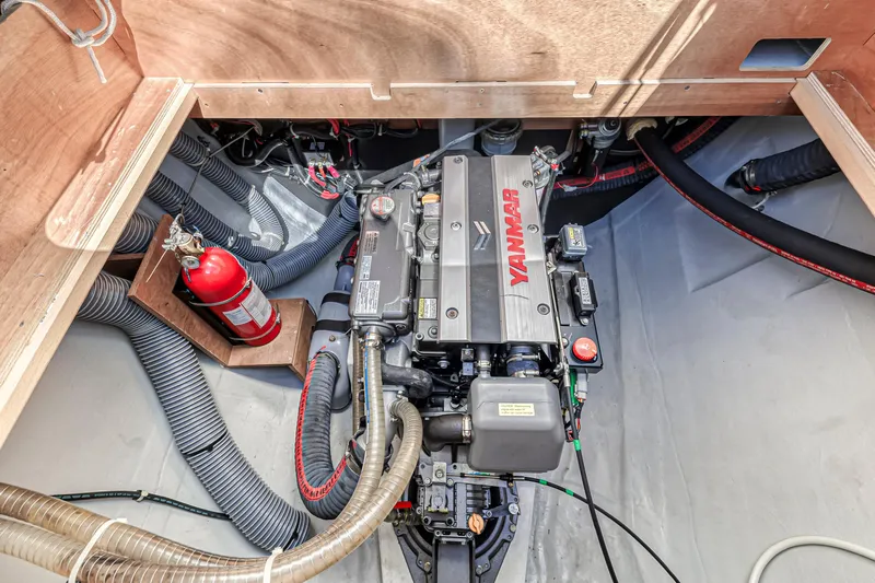 Kiri Maia Yacht Photos Pics 