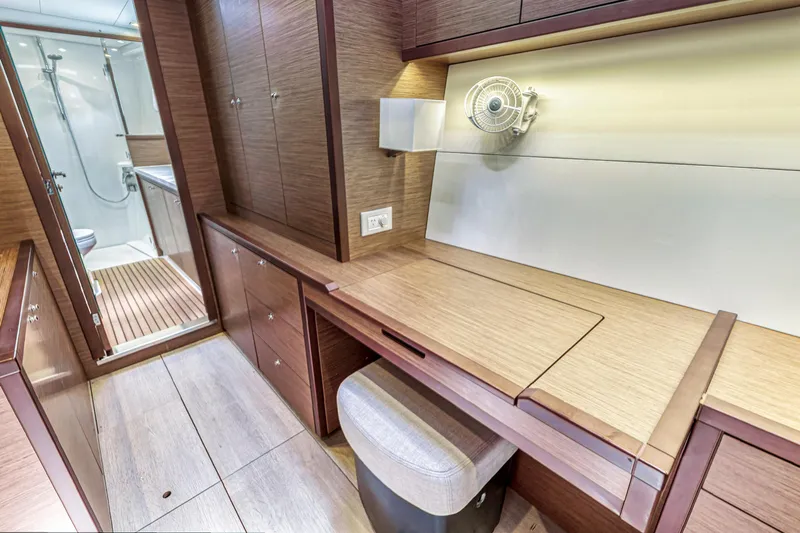 Kiri Maia Yacht Photos Pics 