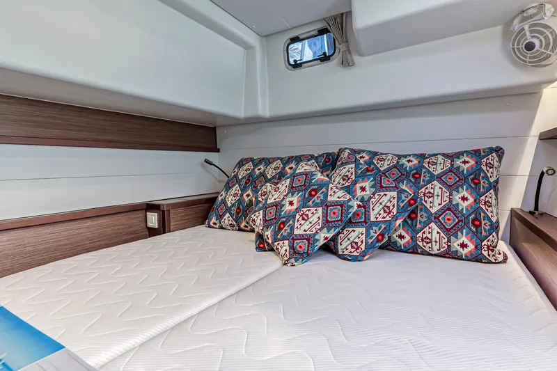 Kiri Maia Yacht Photos Pics 