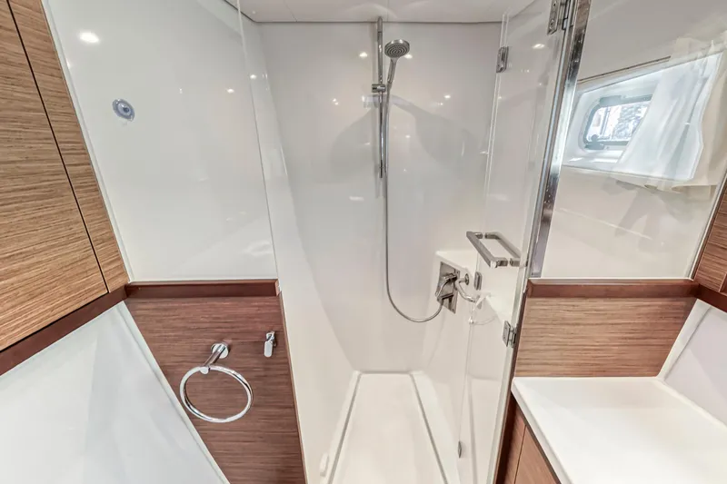 Kiri Maia Yacht Photos Pics 