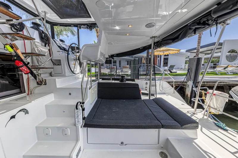 Kiri Maia Yacht Photos Pics 