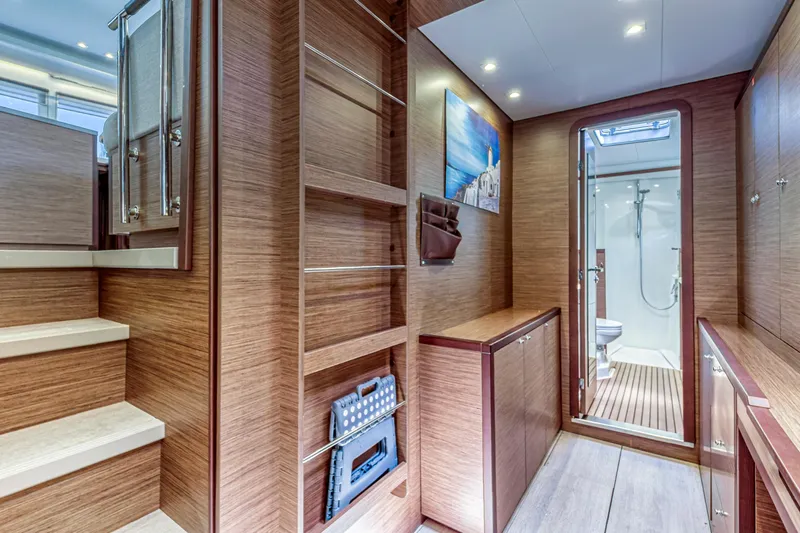 Kiri Maia Yacht Photos Pics 