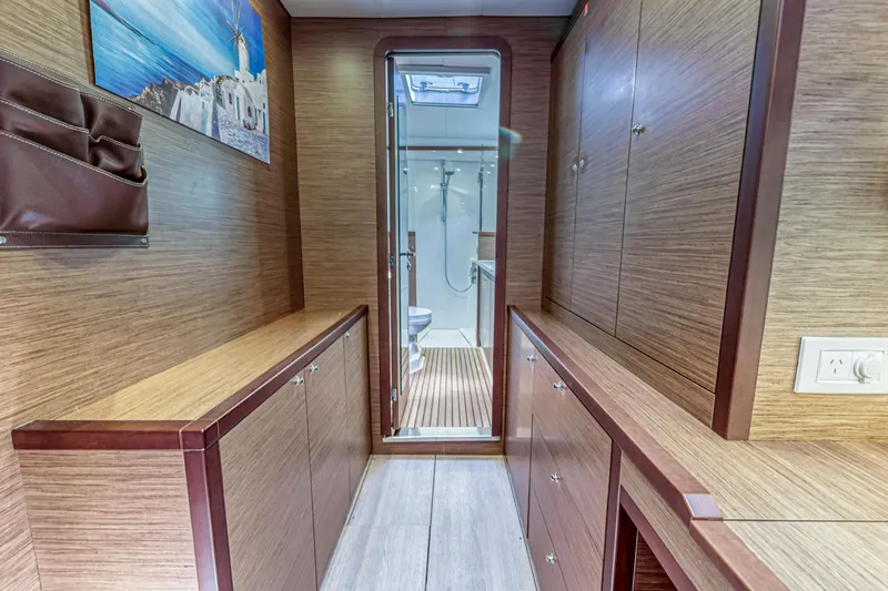 Kiri Maia Yacht Photos Pics 