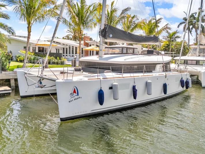 Kiri Maia Yacht Photos Pics 