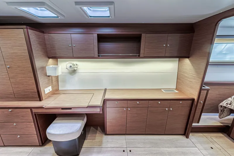 Kiri Maia Yacht Photos Pics 