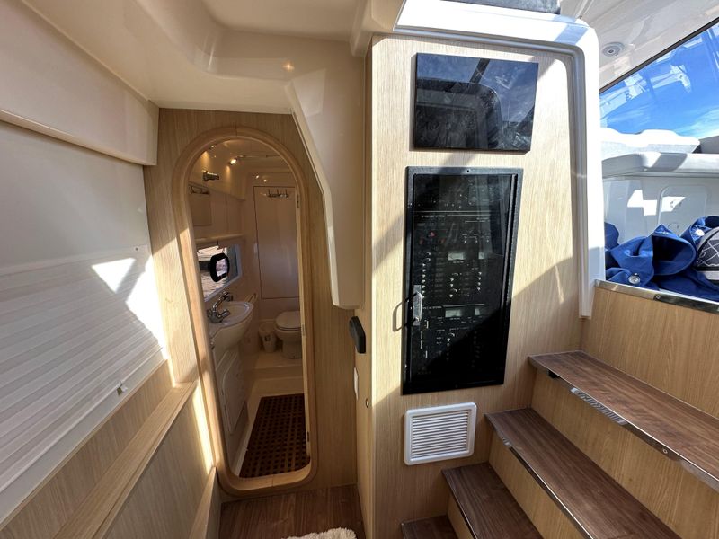 2018 Aquila 36