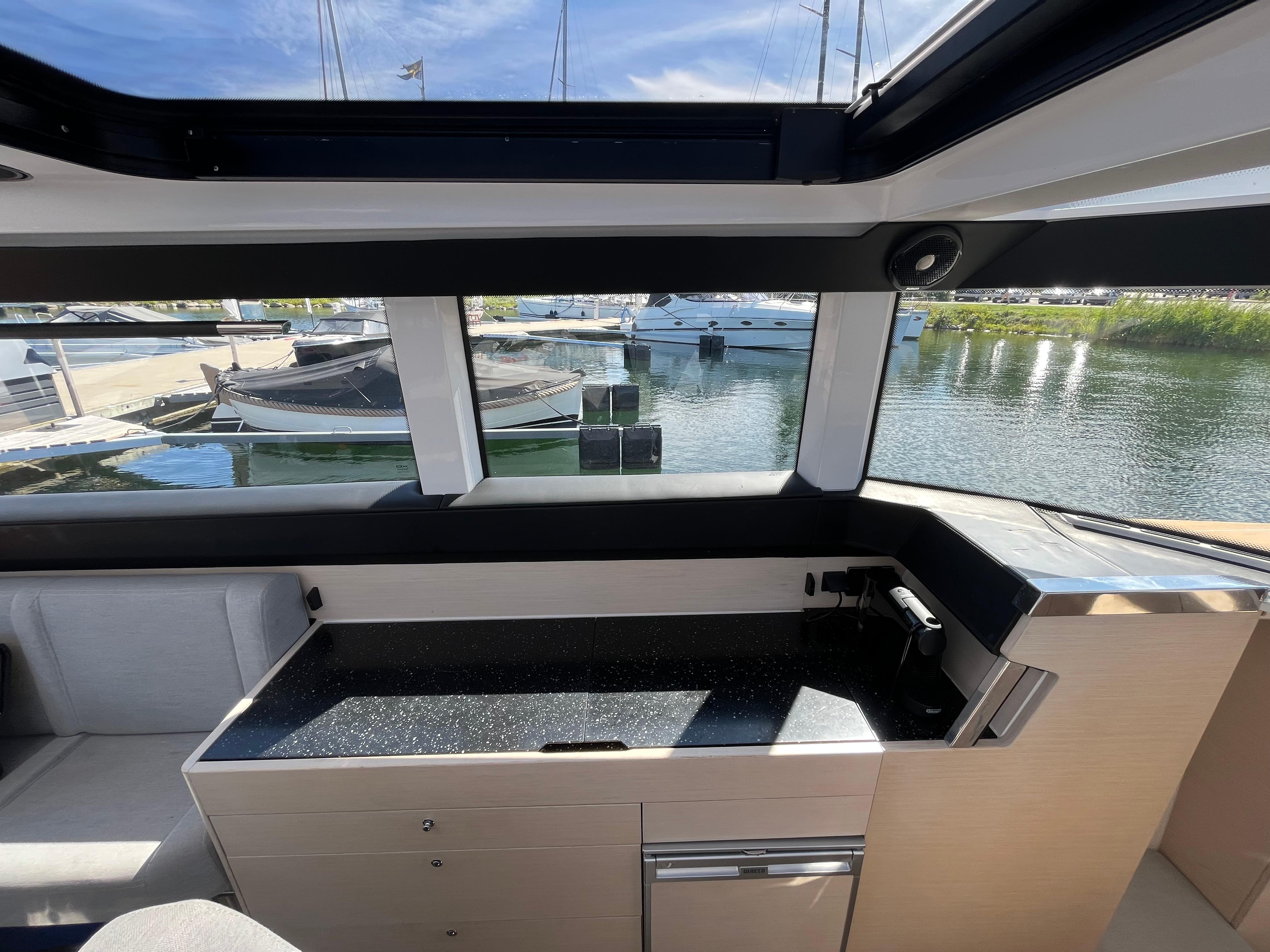 2016 XO Boats 360 37 ft Motor Yachts for sale YachtWorld