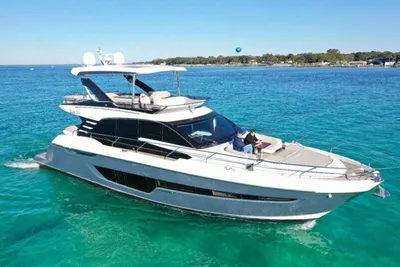 Fairline Squadron 68